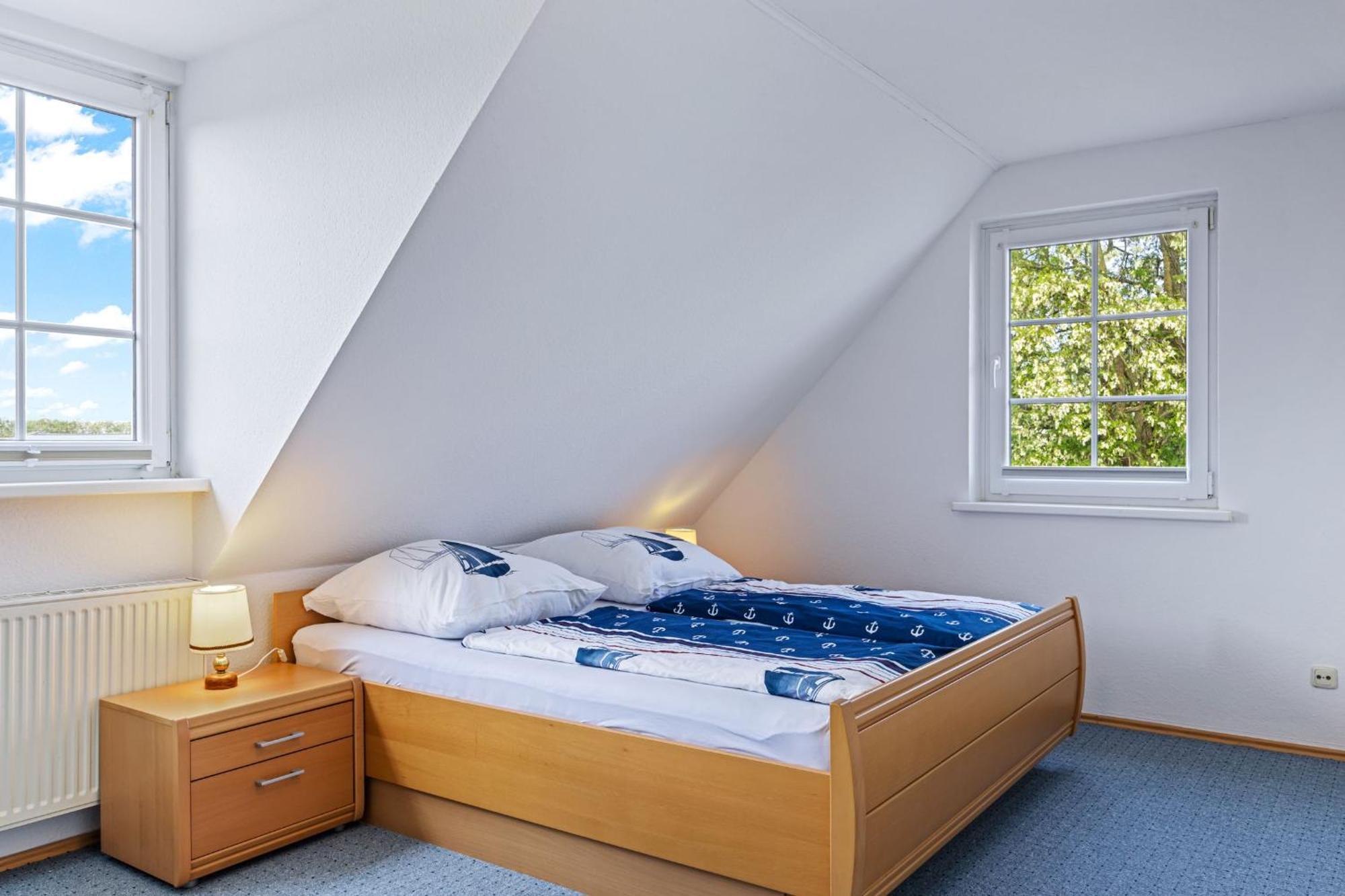 Ferienwohnung "Flori'S Ponyhof" Kröpelin Екстериор снимка