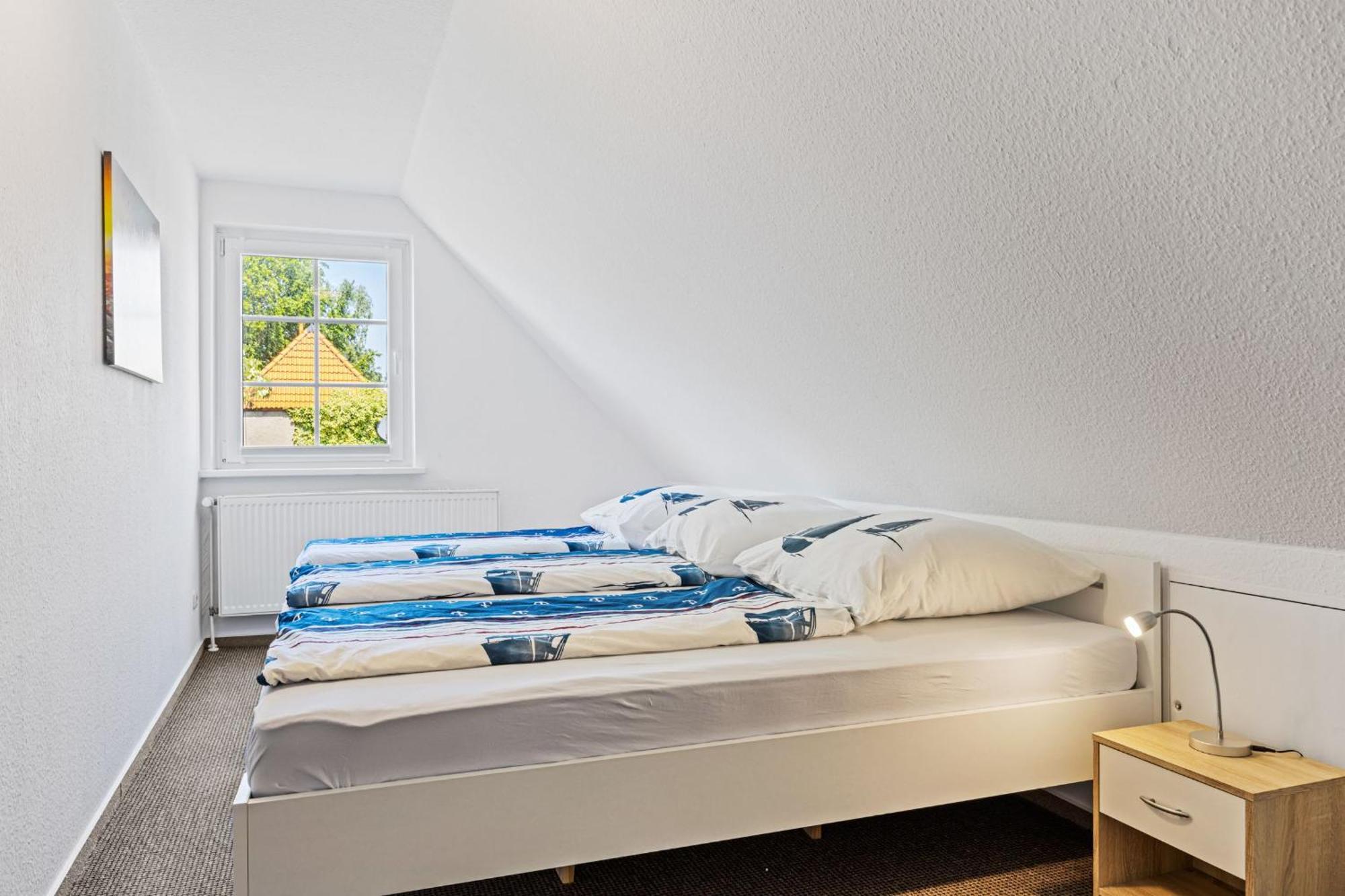 Ferienwohnung "Flori'S Ponyhof" Kröpelin Екстериор снимка